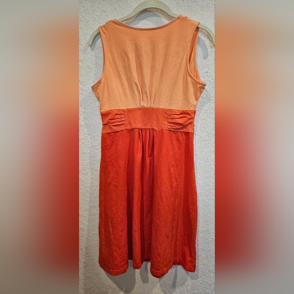 Women's Patagonia Orange VNeck Short Sleeve Dress Size Small - Picture 2 of 4